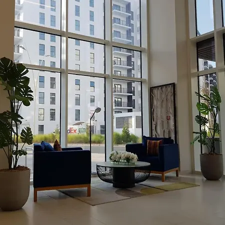 B12 Studio Near Ferrari World, With Canal And Pool View أبو ظبي المظهر الخارجي الصورة